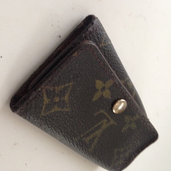 Louis Vuitton, Mono Brown 3 Hooks Key Case - Picture 4 of 10